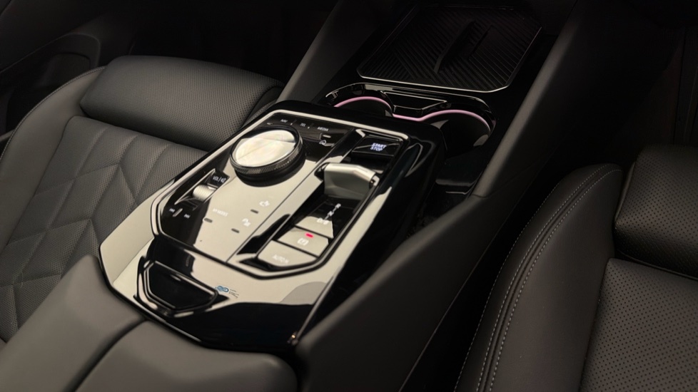 BMW i5 442Kw M60 Xdrive 84Kwh Grey #10