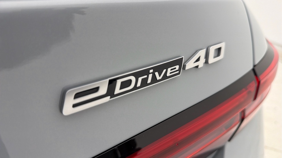 BMW i5 442Kw M60 Xdrive 84Kwh Grey #22