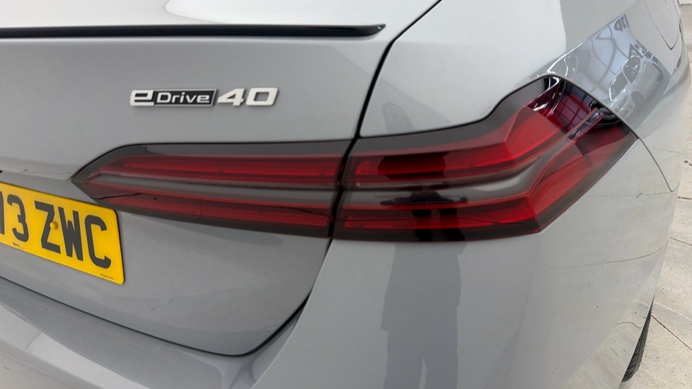 BMW i5 442Kw M60 Xdrive 84Kwh Grey #50