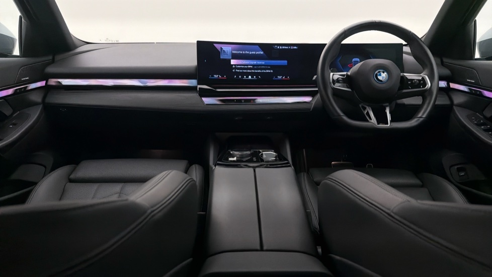 BMW i5 442Kw M60 Xdrive 84Kwh Grey #4