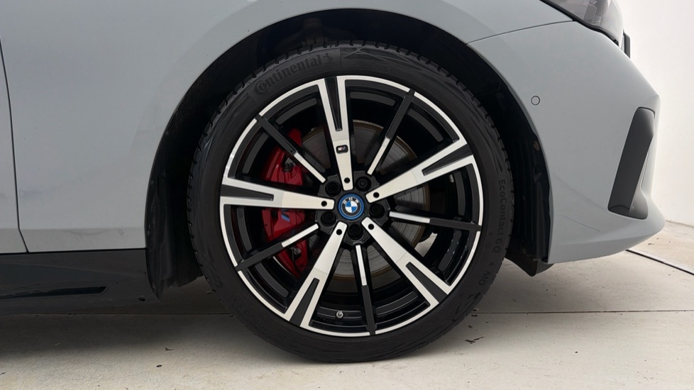 BMW i5 442Kw M60 Xdrive 84Kwh Grey #14
