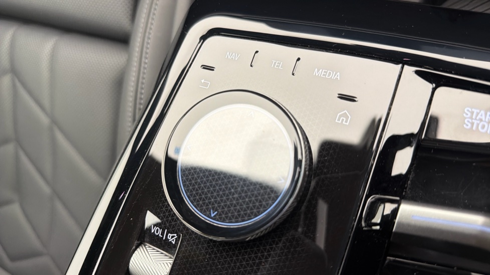 BMW i5 442Kw M60 Xdrive 84Kwh Grey #26