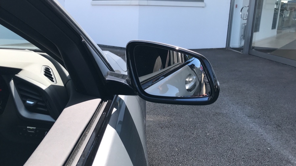 BMW 1 Series Hatchback Grey #32