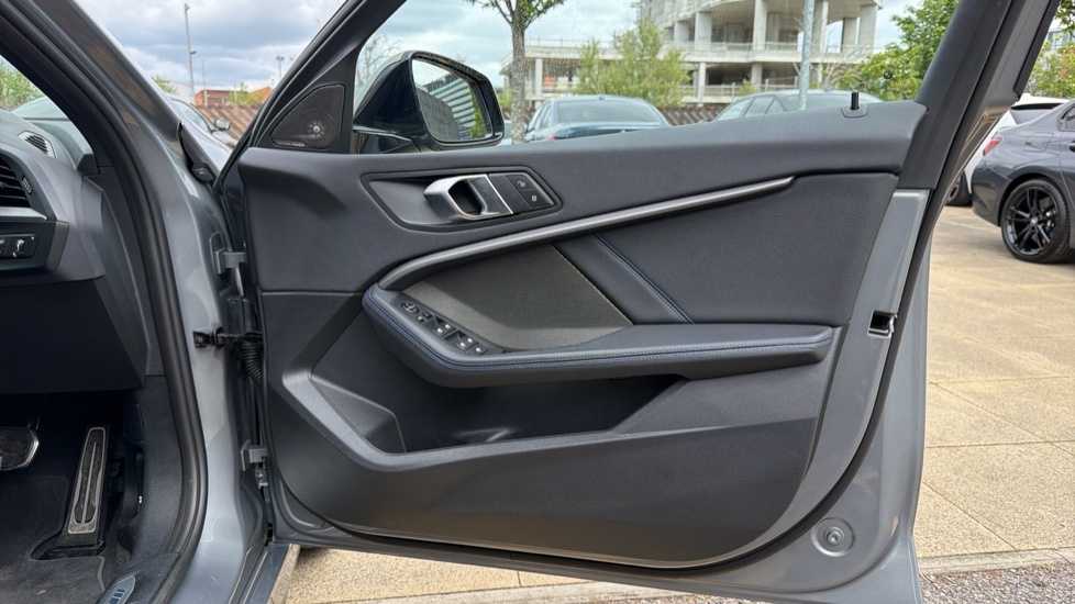 BMW 1 Series Hatchback Grey #90