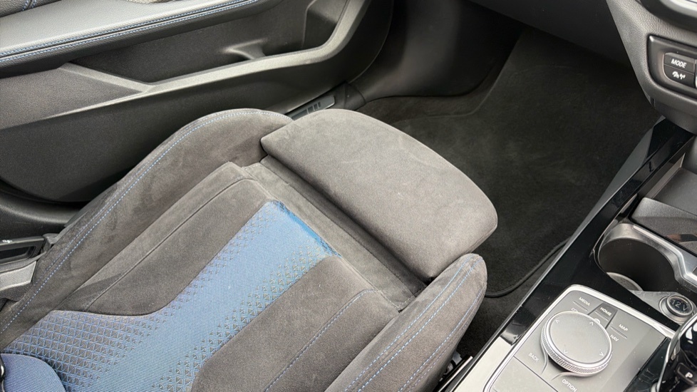 BMW 1 Series Hatchback Grey #100
