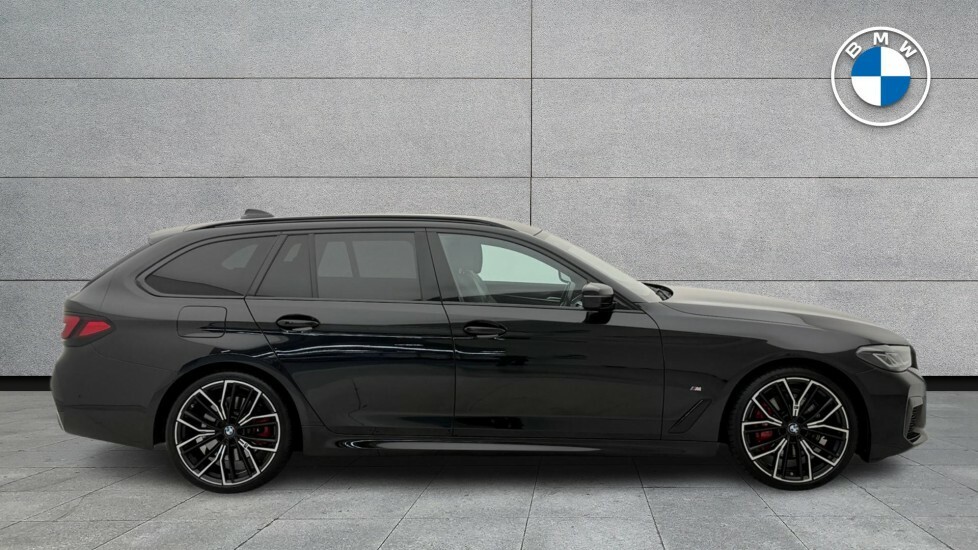 BMW 5 Series 2022 22 M Grey #3