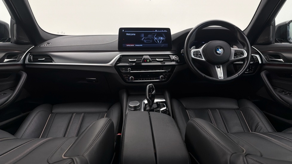BMW 5 Series 2022 22 M Grey #4