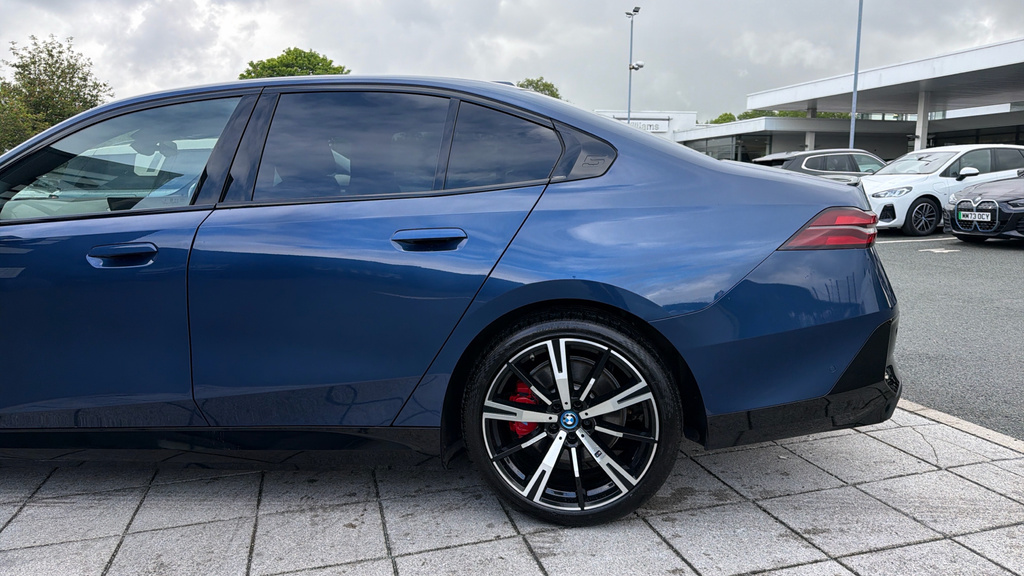 BMW i5 I5 M60 Saloon  #42