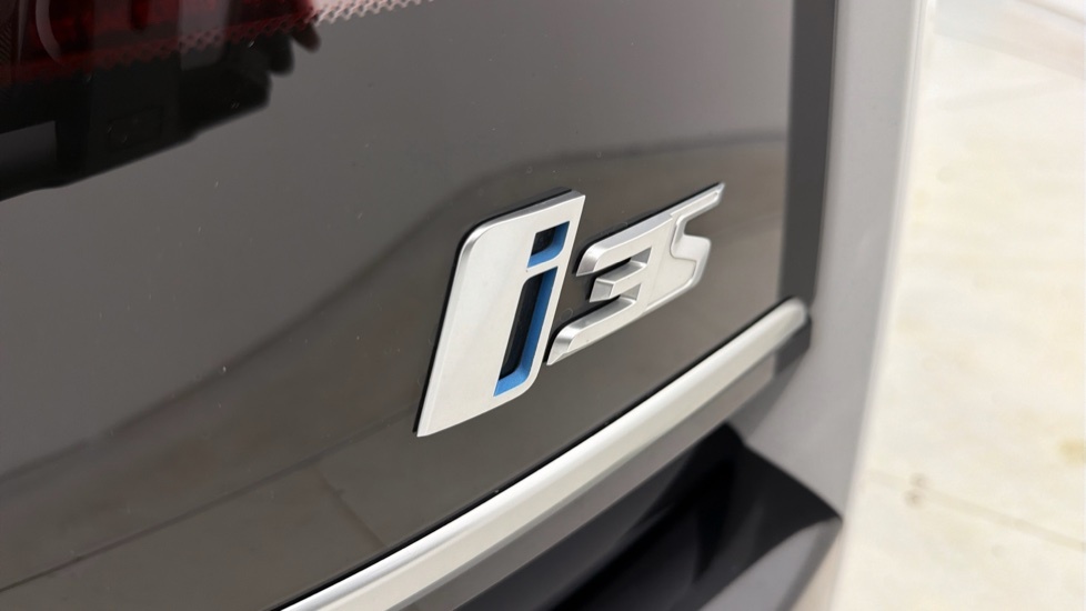 BMW i3 S Gold #22