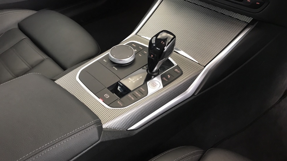 BMW 3 Series 330E M Sport Step White #10