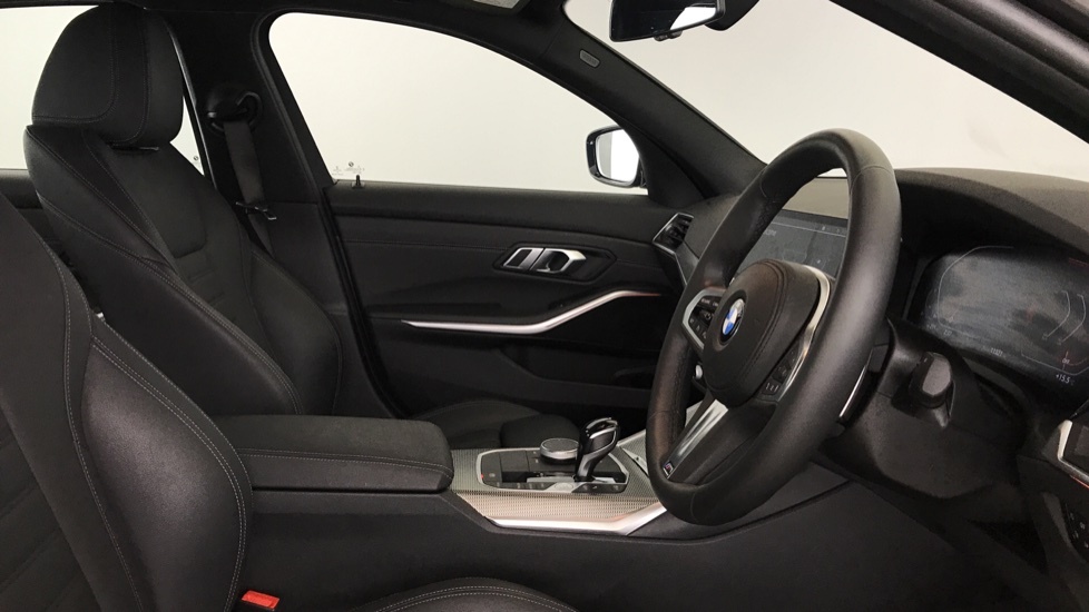 BMW 3 Series 330E M Sport Step White #11