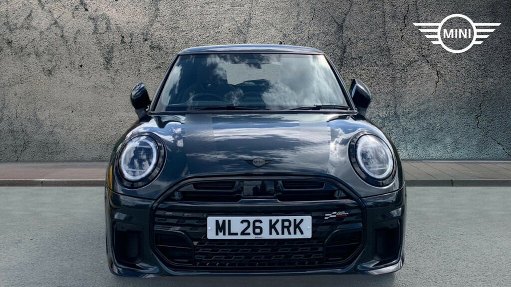 Mini Hatch 2.0C Classic Steptronic Euro 6 Black #16