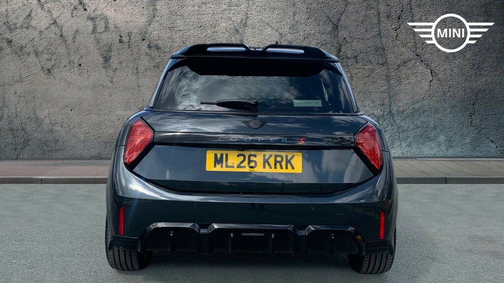 Mini Hatch 2.0C Classic Steptronic Euro 6 Black #15