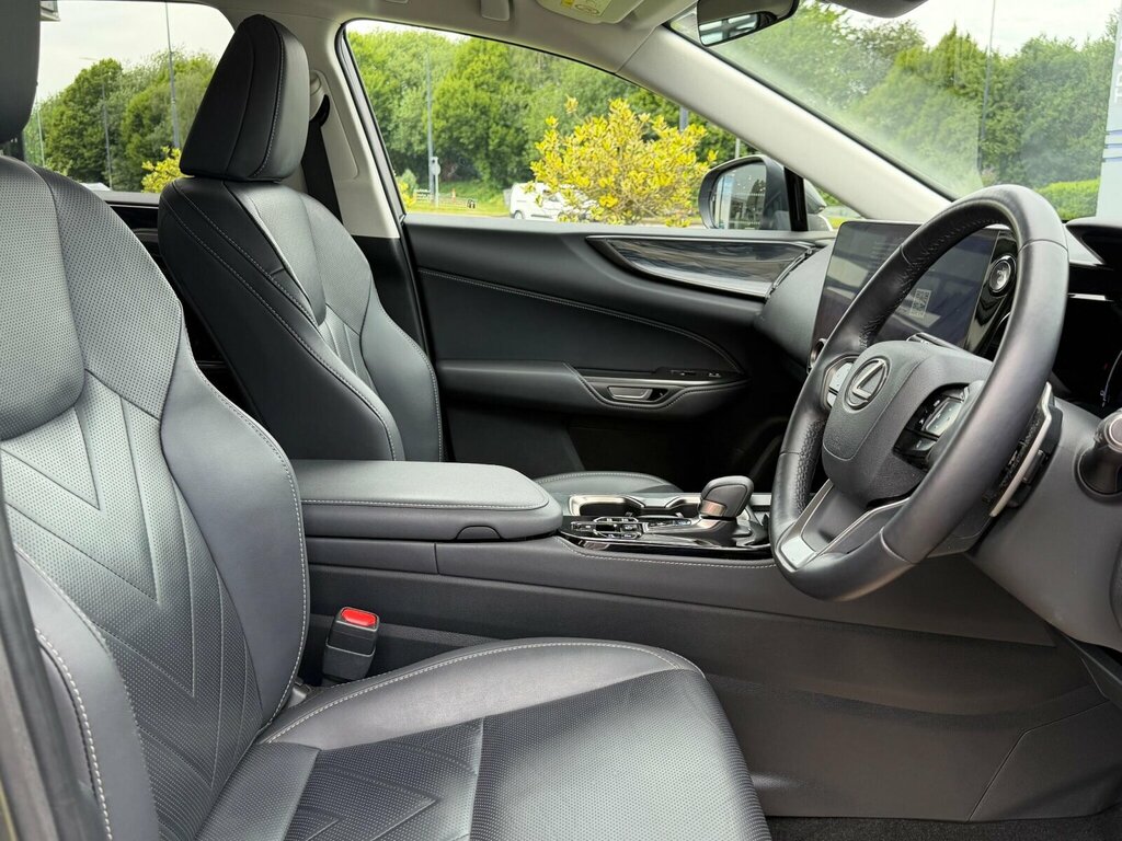 Lexus NX 450H 2.5 E-cvt Premium Pack Estate Black #20