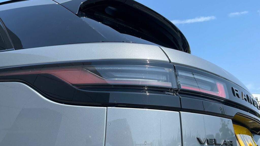 Land Rover Range Rover Velar 2.0 D200 Dynamic Se Grey #19