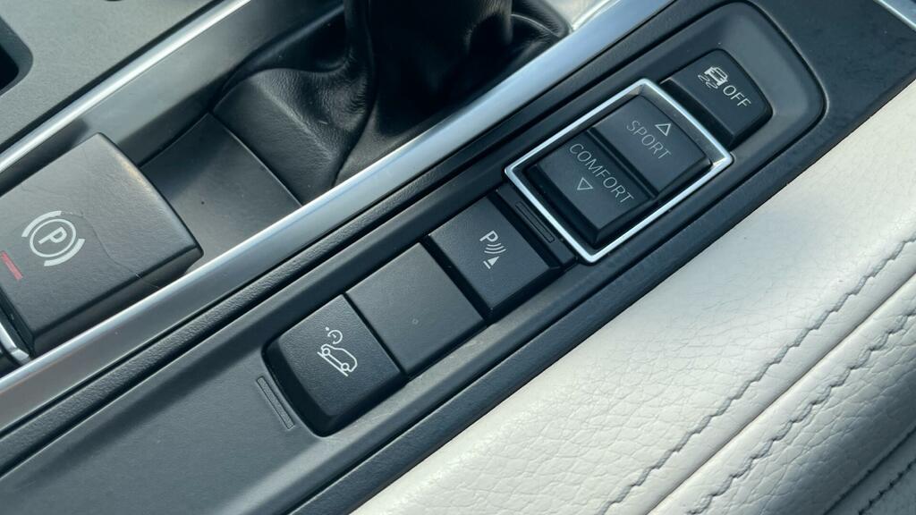 BMW X6  Black #17