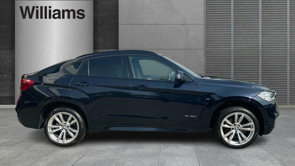 BMW X6  Black #2