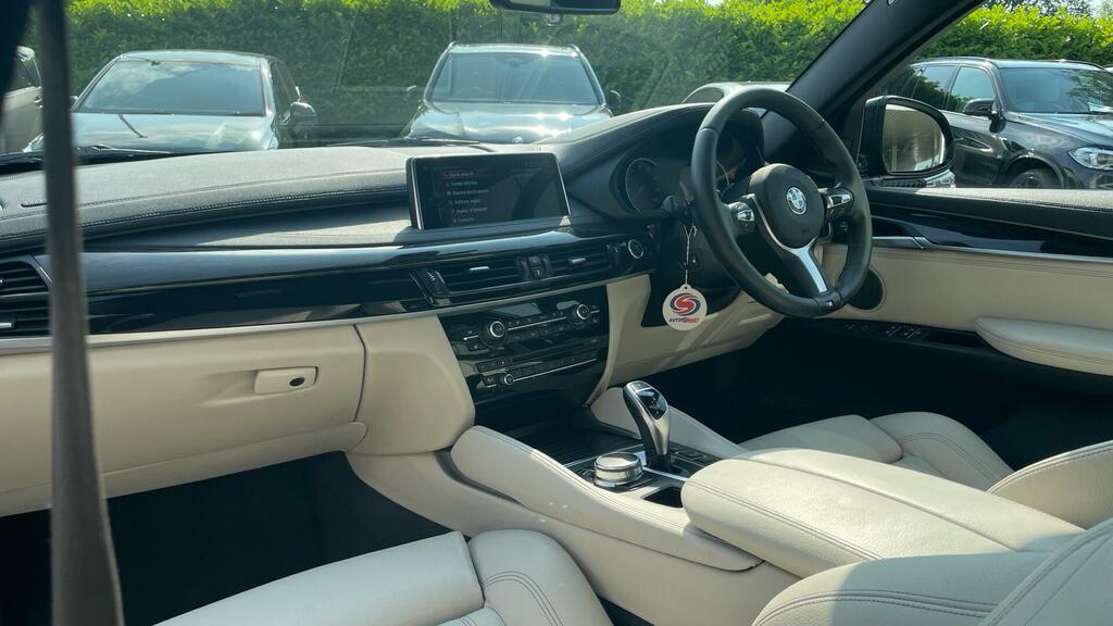 BMW X6  Black #12