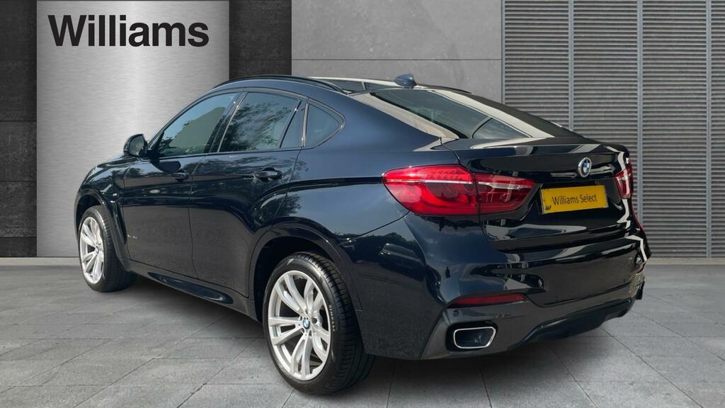 BMW X6  Black #4