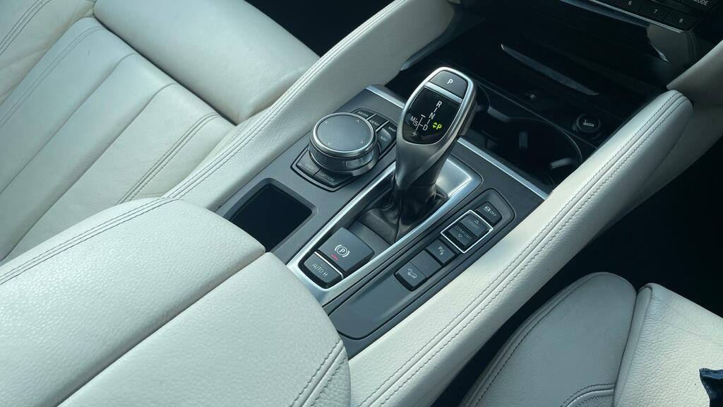 BMW X6  Black #13