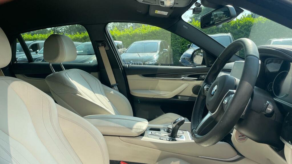BMW X6  Black #14