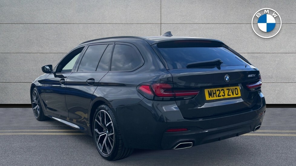 BMW 5 Series 530E M Sport Black #2