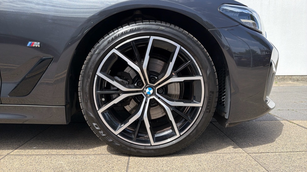 BMW 5 Series 530E M Sport Black #24
