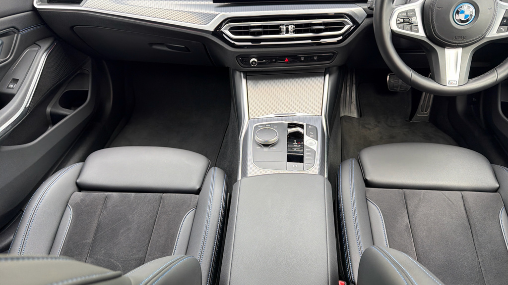 BMW 3 Series 320I M Sport Black #77