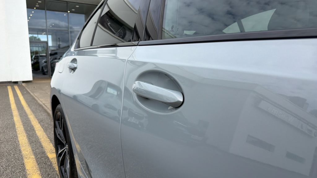 BMW 3 Series 320I M Sport Black #41