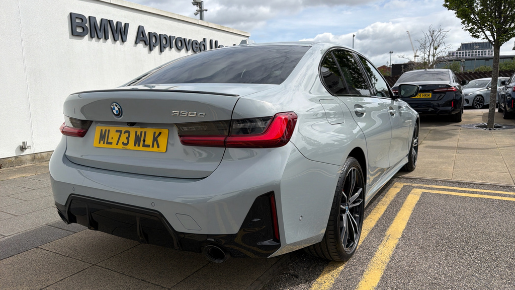 BMW 3 Series 320I M Sport Black #37