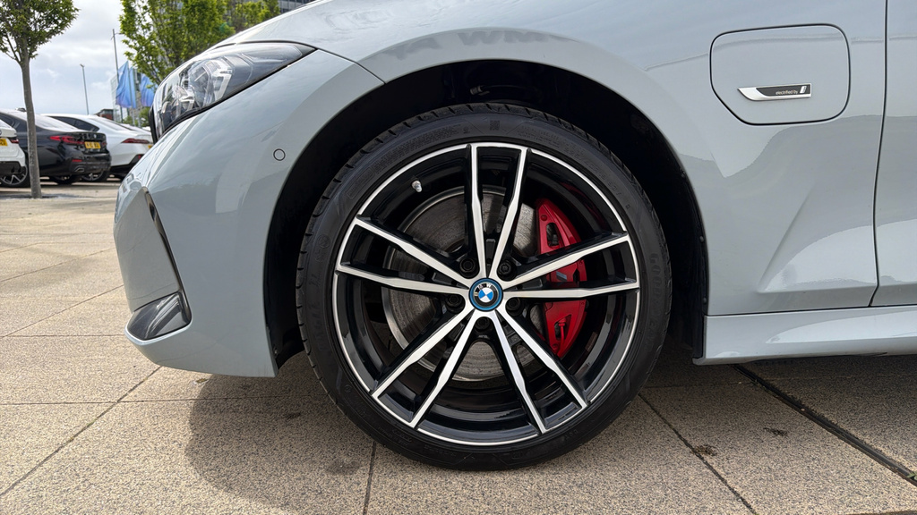 BMW 3 Series 320I M Sport Black #27