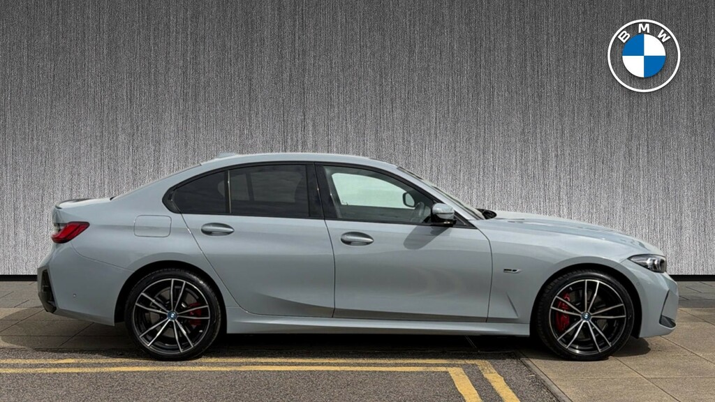 BMW 3 Series 320I M Sport Black #3