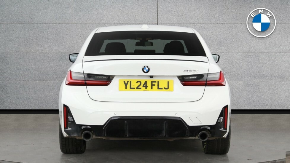 BMW 3 Series M Sport Touring White #15