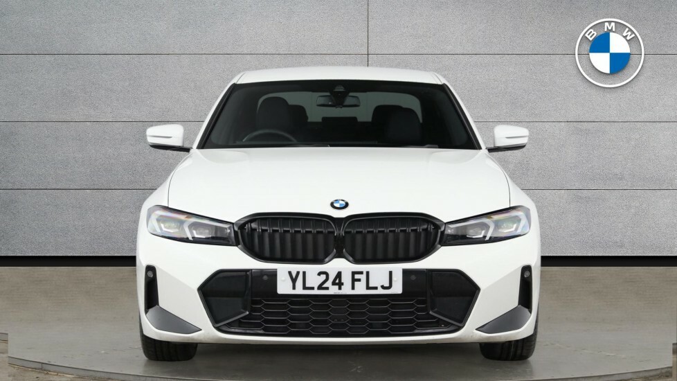 BMW 3 Series M Sport Touring White #16