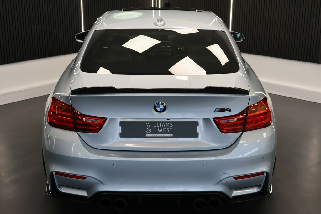 BMW M4 2dr Dct Black #18