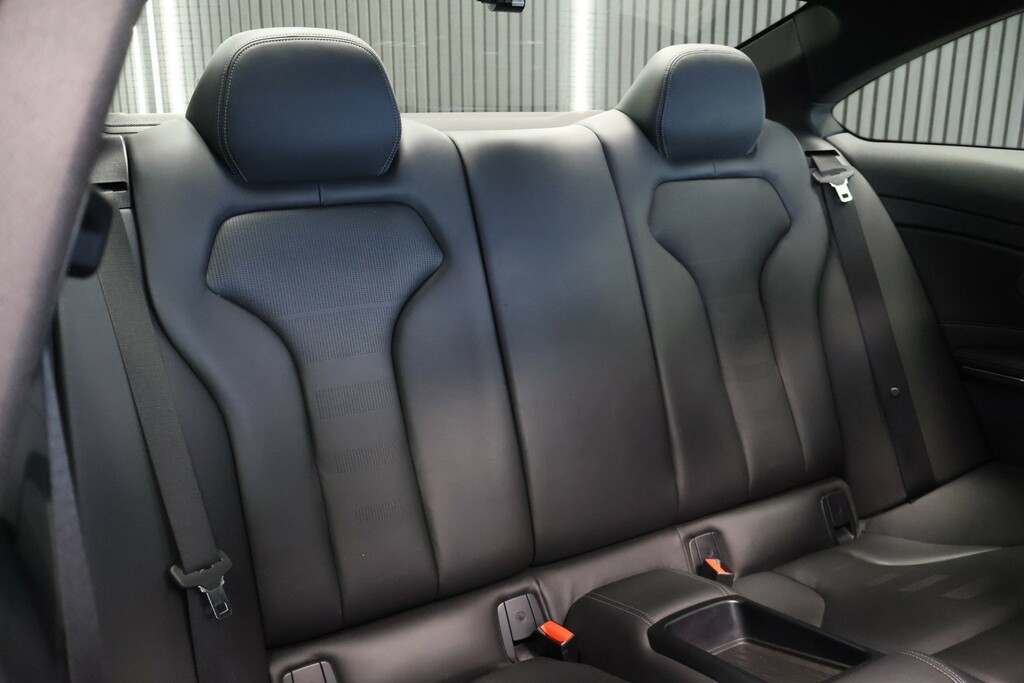 BMW M4 2dr Dct Black #13