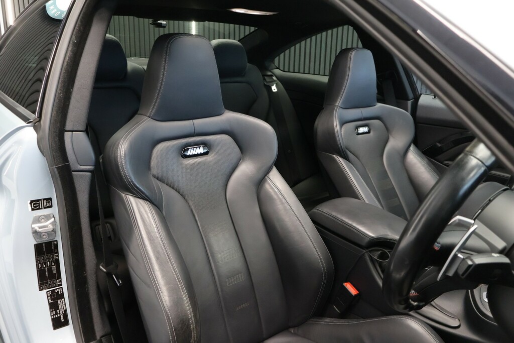 BMW M4 2dr Dct Black #12