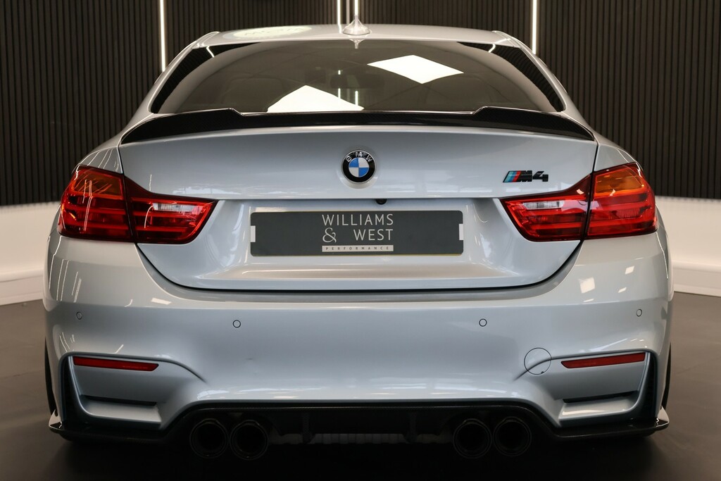 BMW M4 2dr Dct Black #17