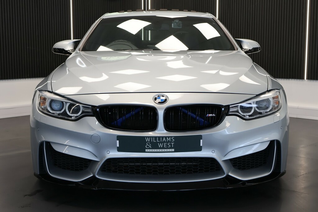 BMW M4 2dr Dct Black #8