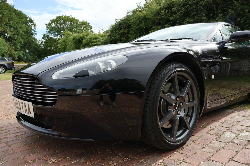 Aston Martin Vantage 4.3 V8 380 Bhp Black #44