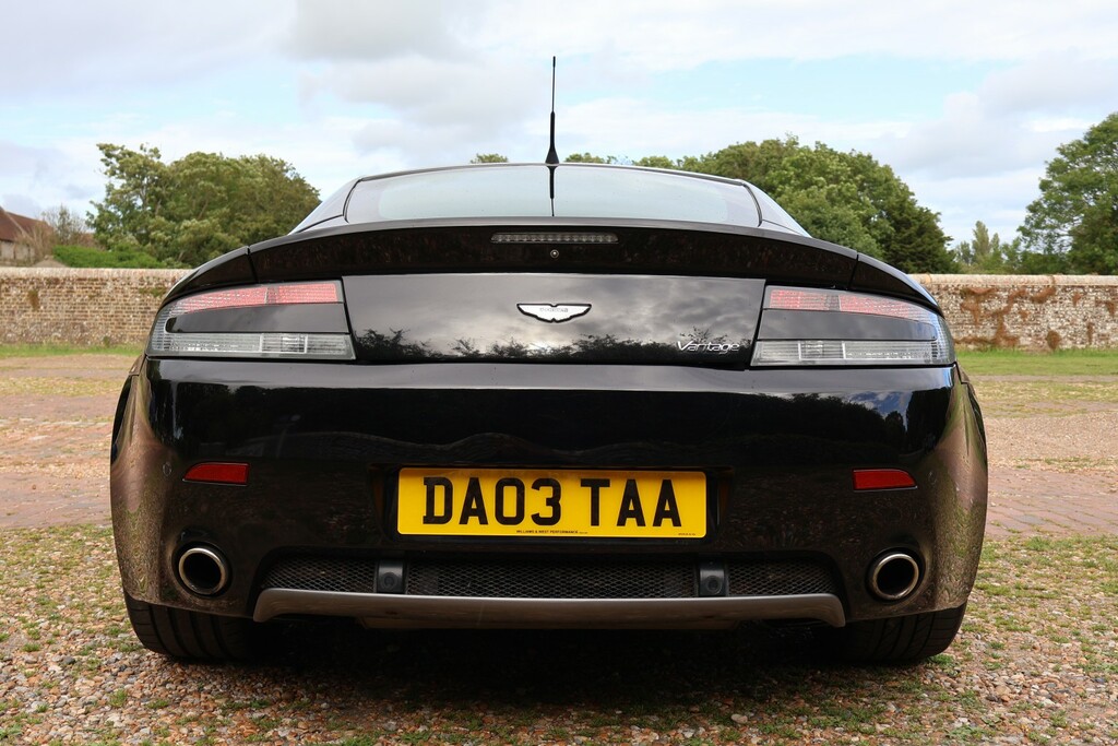 Aston Martin Vantage 4.3 V8 380 Bhp Black #17