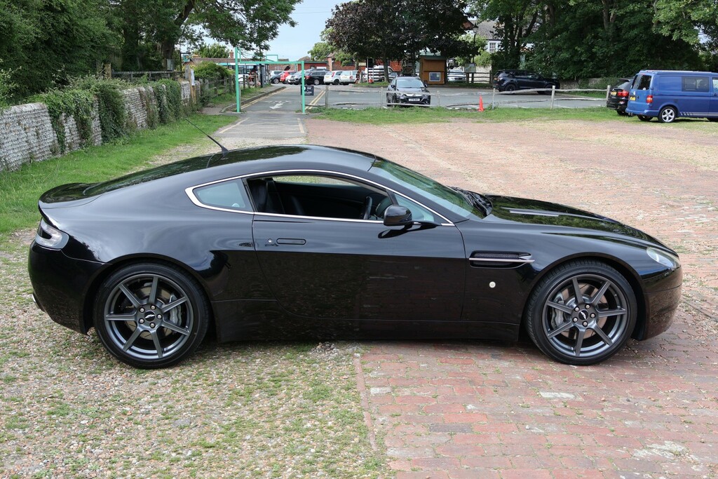 Aston Martin Vantage 4.3 V8 380 Bhp Black #11