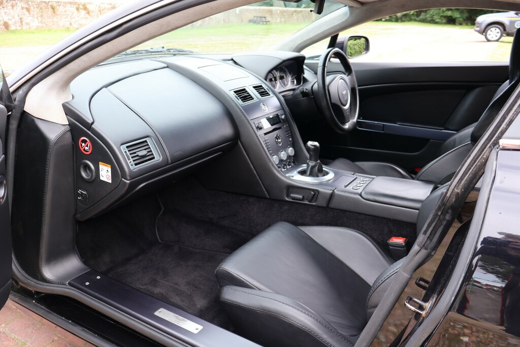 Aston Martin Vantage 4.3 V8 380 Bhp Black #24