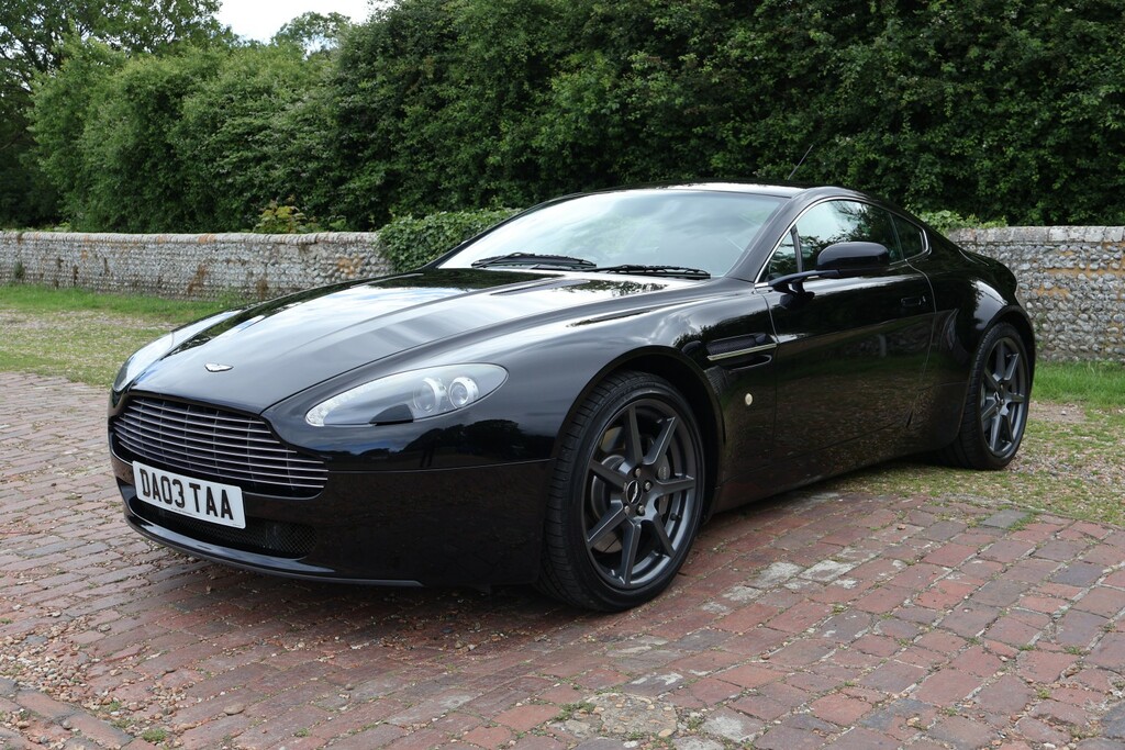 Aston Martin Vantage 4.3 V8 Black #4