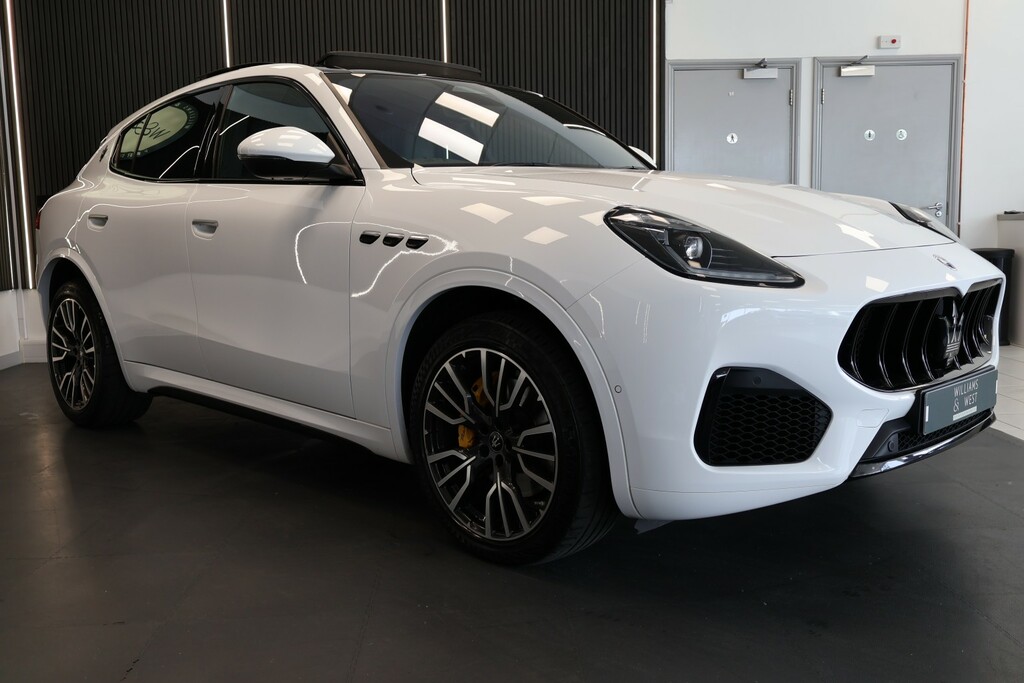Maserati Grecale Mhev Modena White #6