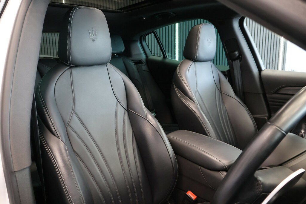 Maserati Grecale Mhev Modena White #27