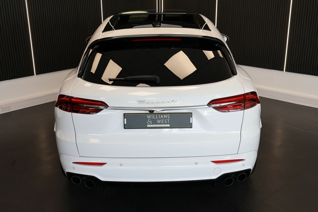 Maserati Grecale Mhev Modena White #11