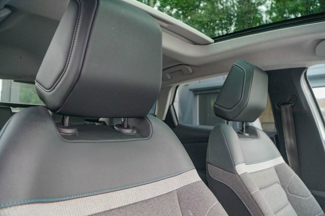 Citroen e-C4 Shine Grey #13