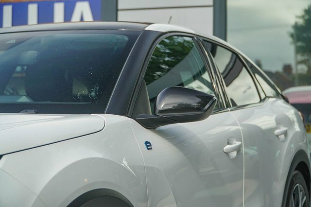 Citroen e-C4 Shine Grey #54