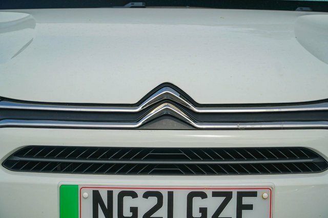 Citroen e-C4 Shine Grey #57